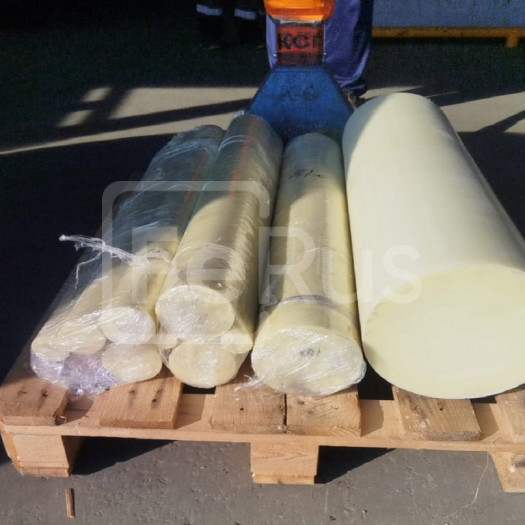 Стержень капролон 40х2000 мм ТУ 2224-001-78534599-2006